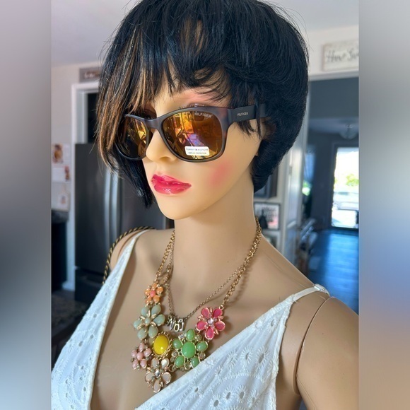 Tommy Hilfiger Accessories - ✨NWT Tommy Hilfiger mirror black tortoise sunshades sunglasses 😎